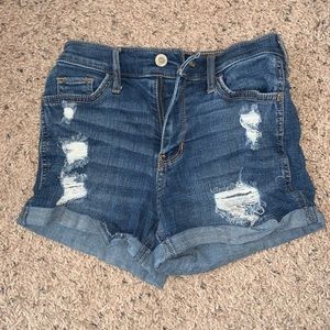 holister high rise jean shorts W24